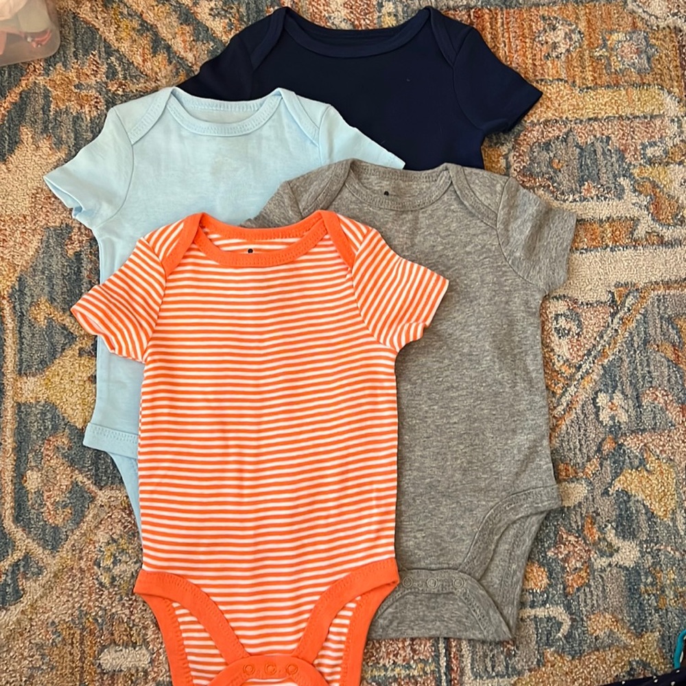 BUNDLE - Four basic onesies size 0-3 months (navy, blue, gray, orange stripe)
